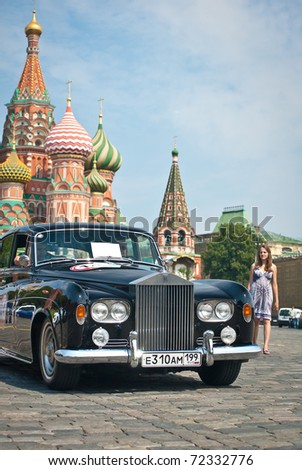 MOSCOW,RUSSIA-JULY 10: Black Rolls-Royce is on start at the start annual Rally of classical cars Zolotoe kol\'co on Red Square, on July 10, 2010 in Moscow, Russia