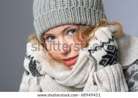 young woman with hat and gloves