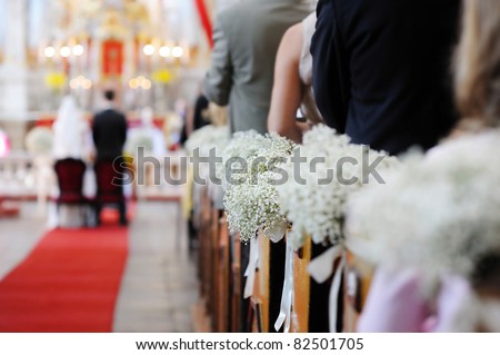 modern church wedding decorations