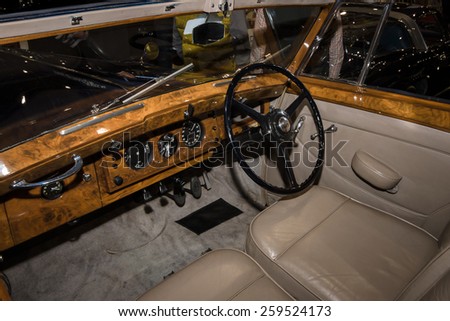 MAASTRICHT, NETHERLANDS - JANUARY 09, 2015: Cabin of a full-size luxury car Bentley Mark VI, Park Ward Foursome Coupe, 1950. International Exhibition InterClassics & Topmobiel 2015
