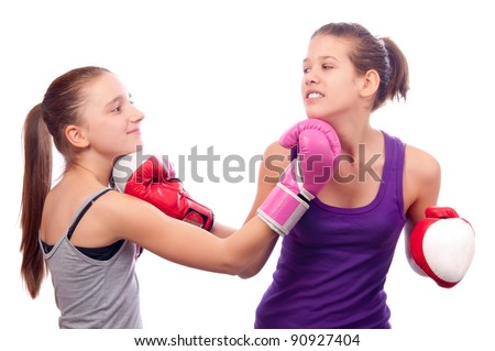 girls kickboxing