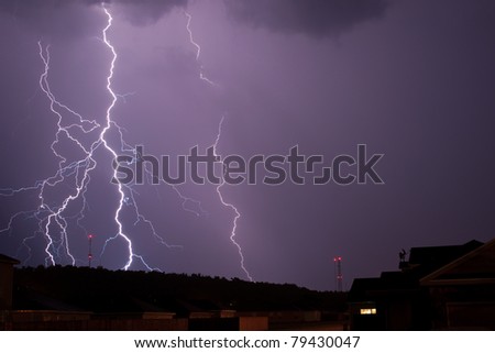 It may be hard to believe but this isn\'t a combination of shots or a long exposure geared toward collecting several lightning shots. All of this happened within a split second.