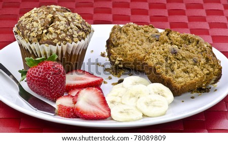 oat bran muffins and fresh fruit