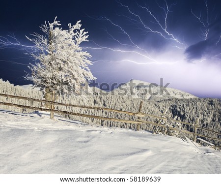 winter storm beginning with lightning