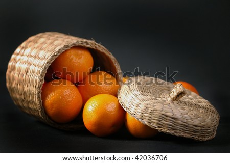 wicker box with mandarin