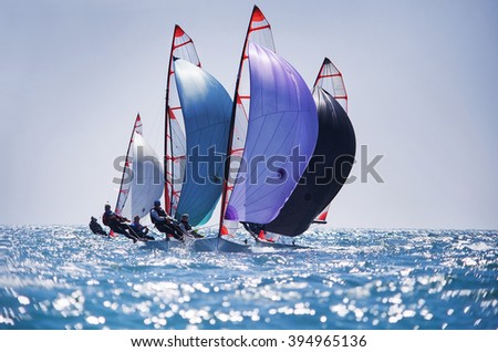 dynamic team struggle to the regatta sailing ship