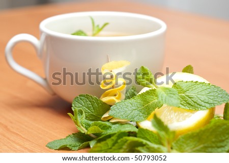 tea with mint and lemon