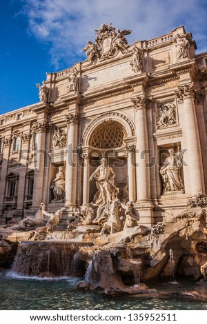 Fountain di Trevi - most famous Rome\'s fountains in the world. Italy.