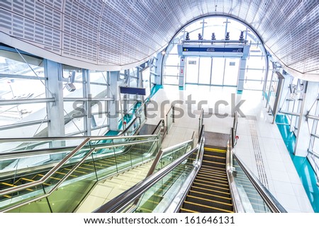 DUBAI, UAE - NOVEMBER 13: Dubai Metro as world\'s longest fully automated metro network (75 km). Automatic Stairs at Dubai Metro Station taken on 13 November 2012 in Dubai.