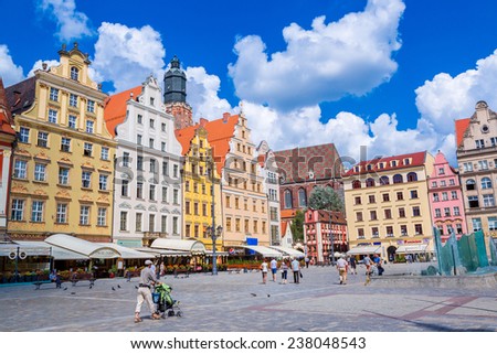 WROCLAW, POLAND - JULY 29: City center and Market Square in Wroclaw, Poland on July 29, 2014. Wroclaw old and a very beautuful city in Poland
