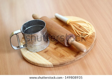 Cutting Board, Rolling Pin, Egg Whisk and Flour Sifter