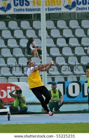 TURIN, ITALY - JUNE 12: Vizzoni Nicola of Italy performs hammer throw during the 2010 Memorial Primo Nebiolo track and field athletics international meeting, on June 12, 2010 in Turin, Italy.