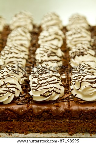 Chocolate cakes on the production line