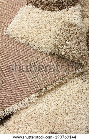 Shaggy carpet of machine work