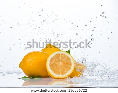 Water splash on lemon