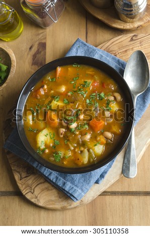Chicken and black eyed pea soup