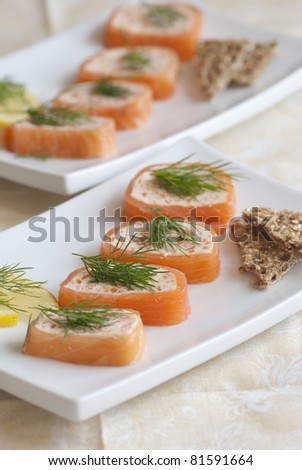 Salmon pate with dill, lemon and crispbread