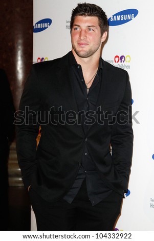 NEW YORK-JUNE 4: New York Jets quarterback Tim Tebow attends Samsung\'s annual Hope for Children gala at the American Museum of Natural History on June 4, 2012 in New York City.