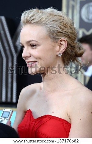 NEW YORK-NOV 18: Actress Carey Mulligan attends the premiere of \