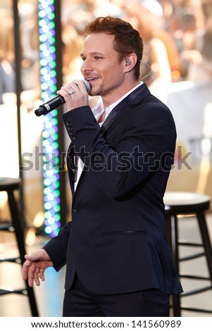 NEW YORK-MAY 31: Drew Lachey of 98 Degrees performs on NBC\'s \'Today\' in Rockefeller Center on May 31, 2013 in New York City.