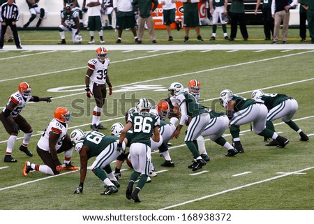 New York-Dec 22: New York Jets Quarterback Geno Smith (7) Calls Out A Play Against The Cleveland Browns During The First Half At Metlife Stadium.