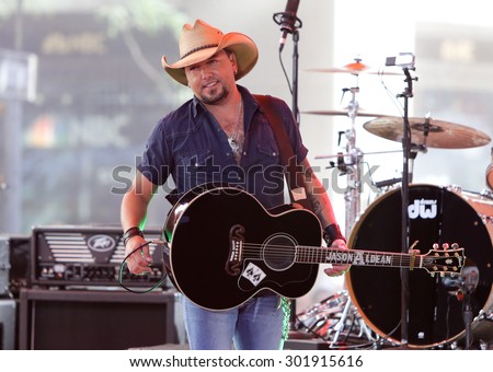NEW YORK-JUL 31: Country music artist Jason Aldean performs onstage at NBC\'s \'Today Show\' at Rockefeller Plaza July 31, 2015 in New York City.
