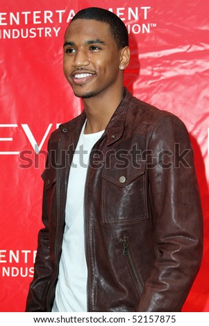 NEW YORK - MAY 1: Singer Trey Songz attends the 13th Annual Entertainment Industry  Foundation Revlon Run/Walk for Women at Times Square on May 1, 2010 in New York City.