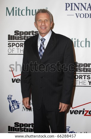 NEW YORK - NOVEMBER 30: Football quarterback Joe Montana attends the Sports Illustrated Sportsman of the Year Awards at the IAC Building on November 30, 2010 in New York City.
