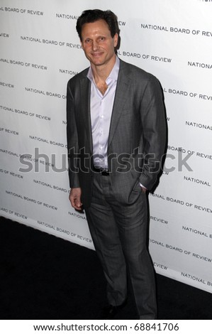 NEW YORK - JAN 11: Tony Goldwyn attends the 2011 National Board of Review of Motion Pictures Gala at Cipriani\'s on January 11, 2011 in New York City.