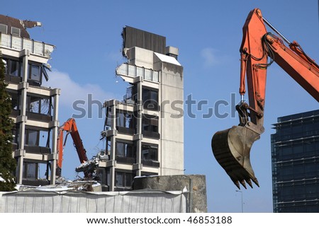 mechanical destruction,demolition site