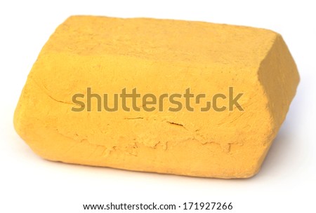 Multani Mitti used as Face Mask in Indian subcontinent