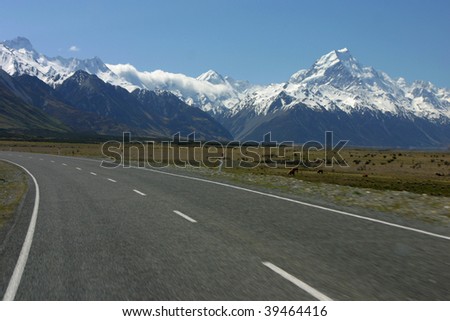 Mountain view from the road to Mount Cook