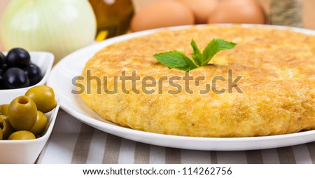 Spanish tortilla (omelette) and some ingredients