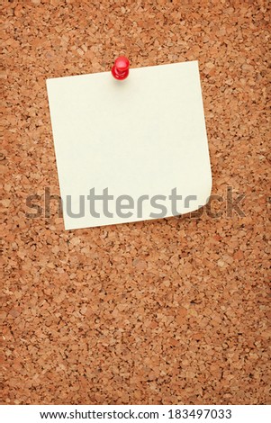 Blank note on cork wood notice board with copy space