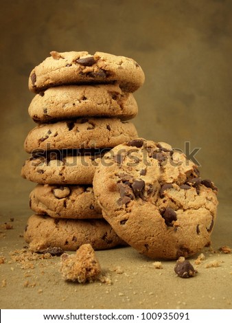 Baked goods (chocolate chip cookies)