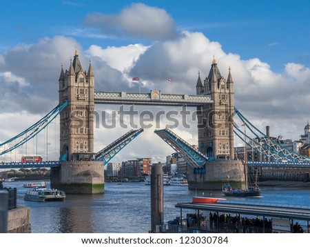 LONDON - SEPTEMBER 25: London Bridge on September 25, 2012 in London. London Bridge is several bridges that span the River Thames in central London.