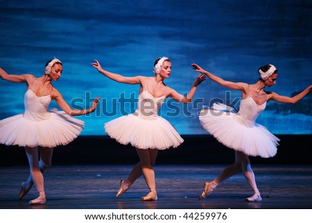 BEIJING - DECEMBER 28: Russian Royal Ballet dancers perform Swan Lake ballet at Beijing Exhibition Theatre on December 28, 2009 in Beijing, China.