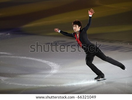 BEIJING-NOV 7: Han Yan of China performs in the Gala Exhibition event of the SAMSUNG Cup of China ISU Grand Prix of Figure Skating 2010 on Nov 7, 2010 in Beijing, China.