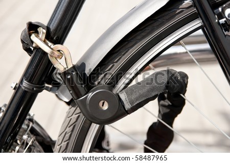 bike locked with heavy chain