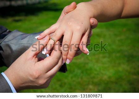 hands newly married about wedding rings