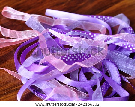 A mixture of purple ribbons