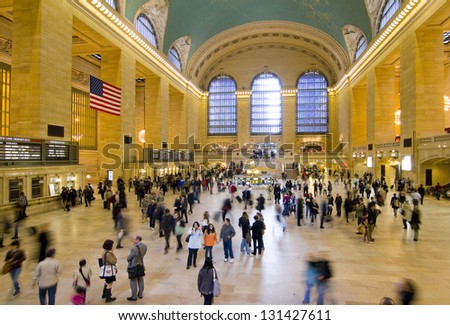 NEW YORK - APRIL 20: Workers and tourists in the Grand Central Station, the largest train station in the world by number of platforms, 44, with 67 tracks, on April 20, 2011, in New York.