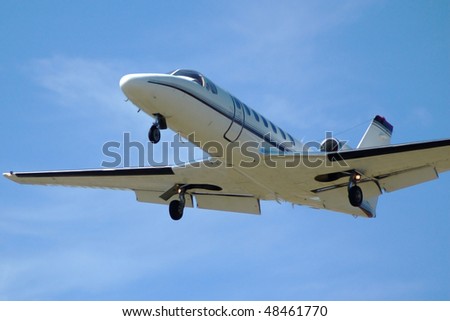 Jet airplane landing