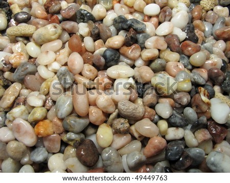 Pea-sized river gravel