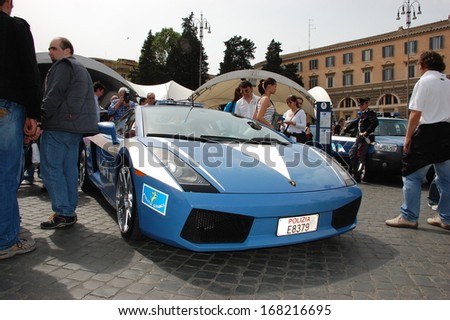 ROME, ITALY - May 17: Italian police showing their super sports police cars, the Lamborghini Gallardo, on Piazza del Popolo on May 17, 2008 in Rome, Italy.