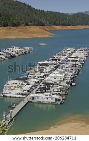 Shasta Lake shows the water drought crisis occurring in California with very low water levels