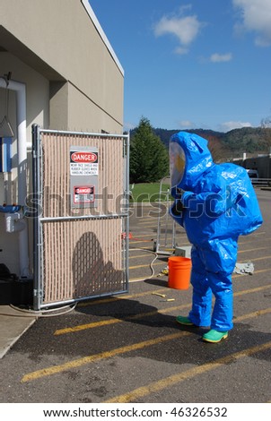 Leaving the Hot Zone, Hazardous Materials Technician Training Drill at Mercy Medical Center, Simulated Chlorine release