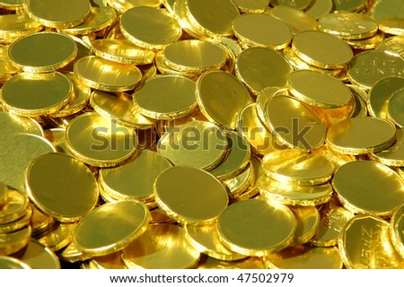 Pile of unidentifiable blank gold coins