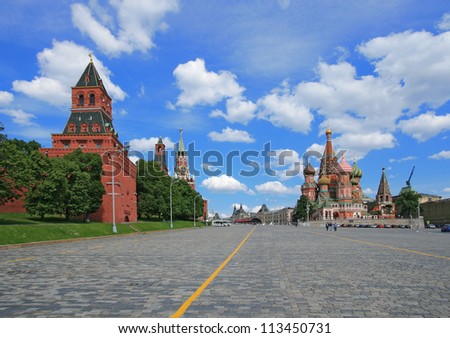 Red Square, St. Basil\'s cathedral and Moscow Kremlin. The Kremlin was built in the 15 Century.