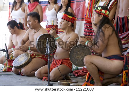 San Pedro, CA Sept 9th, 2007:  BIBAK Dance Ensemble at FPAC (Festival of Pilipino Arts and Culture) performing an Igorot dance from the Philippines.